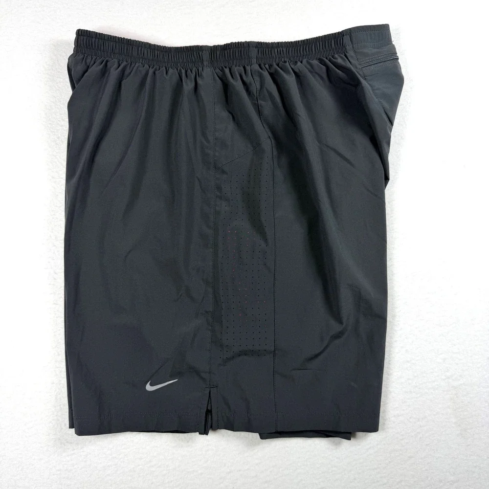 Nike Dri-FIT Running Shorts Mens XL Black Red Liner Zipper Pocket 7 Inch Inseam